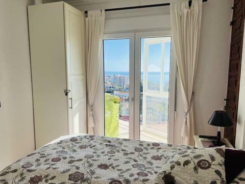 Apartamento Edf. Almijara 7�p Eurosur