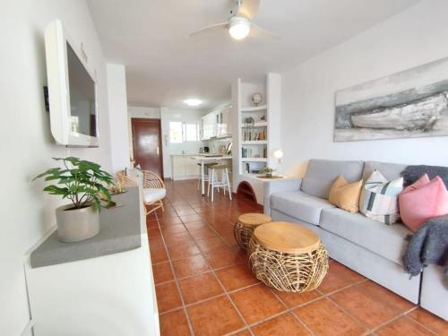 Apartamento Central 2 Bedroom With Sea Views, Acapulco Playa, Nerja