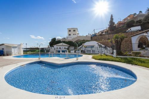 Villa Plaza Cadiz 4 Overlooking Playazo