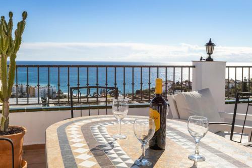Villa Plaza Cadiz 4 Overlooking Playazo