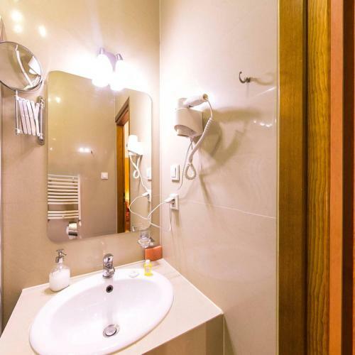 Kajzer Hostel