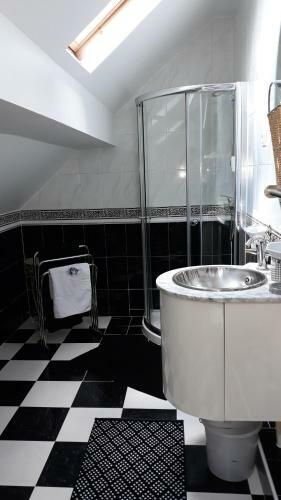 Hostal Chambre Coquette