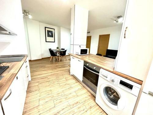 Plaza Europa M�s Que Apartamentos
