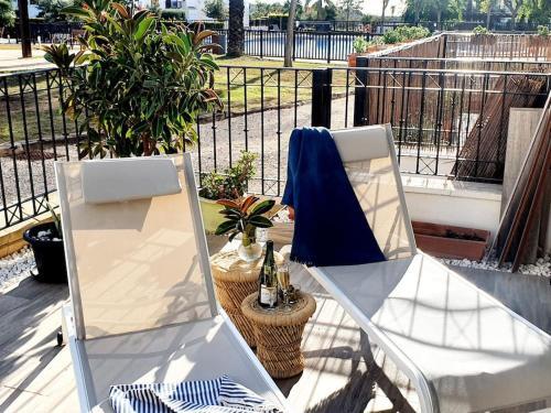 Apartamento Ptabaja. A Pie De Piscina En El Valle Golf Resort