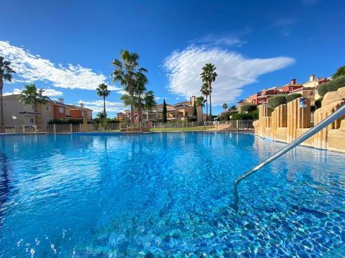 Apartamento Soleada Pbaja Con Gran Terraza A Pie De Piscina Altaona Golf