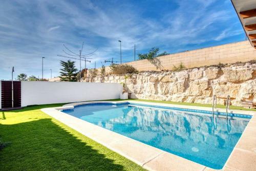 Beautiful Villa Private Pool & Jacuzzi With Panoramic Views