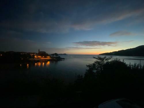 Villa Mundaka Beachfront House