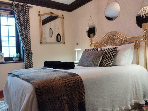 Luxury Colonial Country Villa