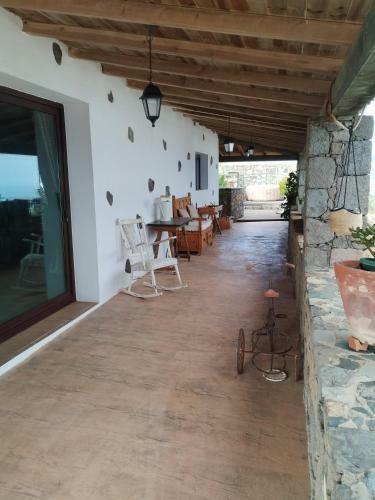 Luxury Colonial Country Villa