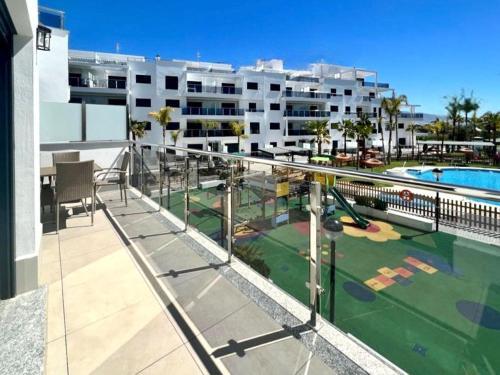 Lush Apartment With Gym In Motril Playa