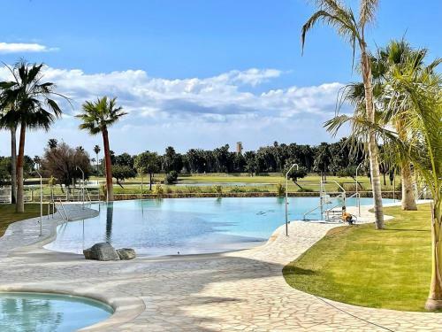 Lush Apartment With Pool Near Playa Granada