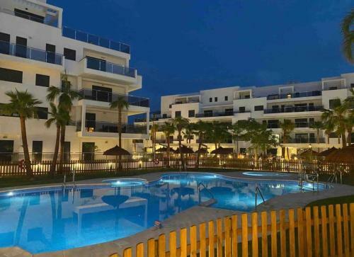Apartamento Playa Granada Experience