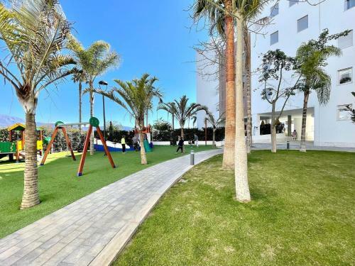 Apartment With Shared Pool In Playa Granada