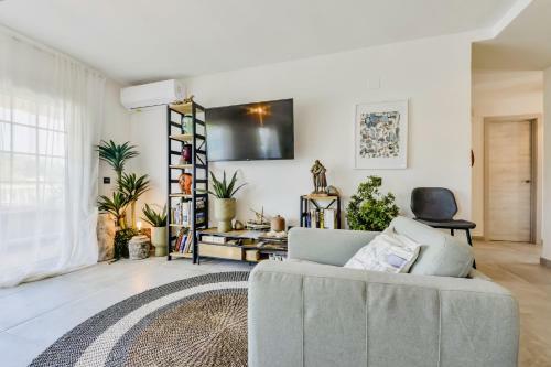 Luxury Apartment Seaside Bay