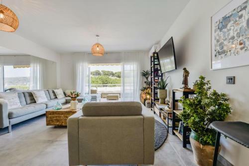 Luxury Apartment Seaside Bay