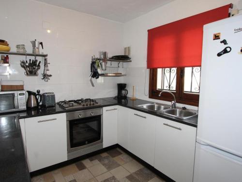 Casa Moraira, 3 Dormitorios, 6 Personas - Es-216-18