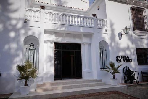 Villa Tela & Vino
