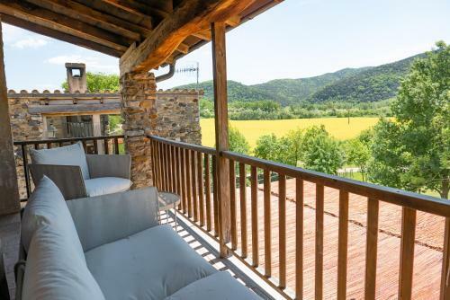 Can Riera De Montagut - Masia Per 20 Persones
