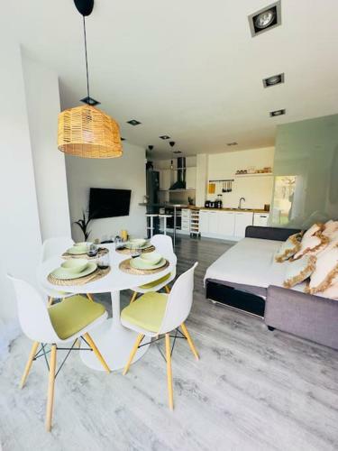 Precioso Apartamento De Dise�o Con Terraza