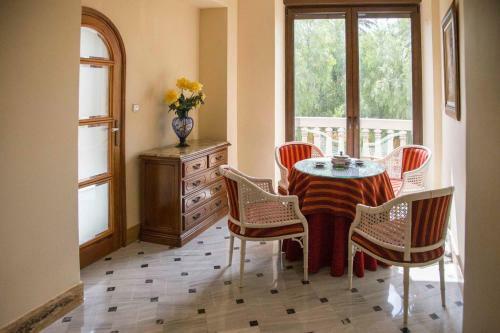 Apartamento 4 Bedrooms Appartement With Wifi At Monover