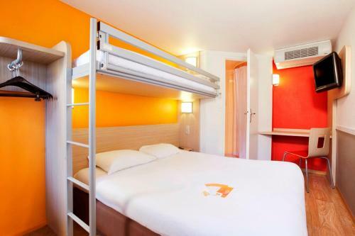 Hotel Premiere Classe Caen Est - Mondeville