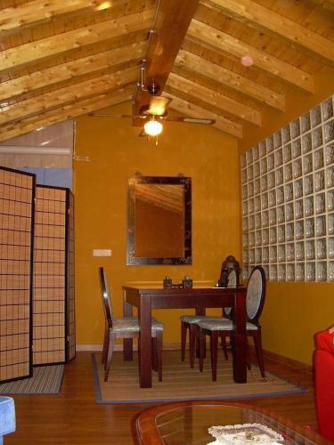Apartamento Private Wohnung In Mombeltr�n