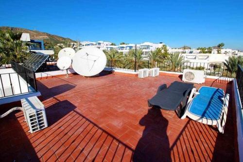 Preciosa Casa Adosada Con Piscina Privada