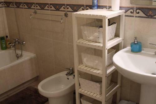 Apartamento Great Sea View, Pool & Parking