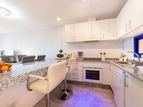 Apartment Shaya - Sea View By Interhome