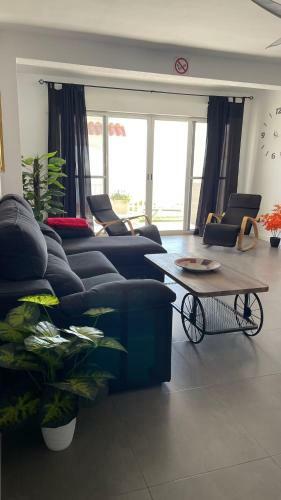 Casa Con Acceso Directo A La Playa De Moj�car
