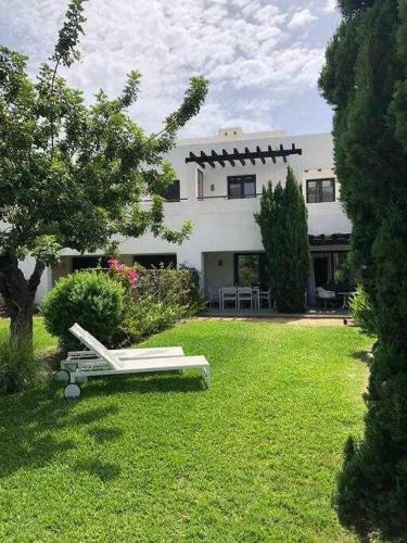 Apartamento Moderna Villa Ubicada En Complejo Macenas