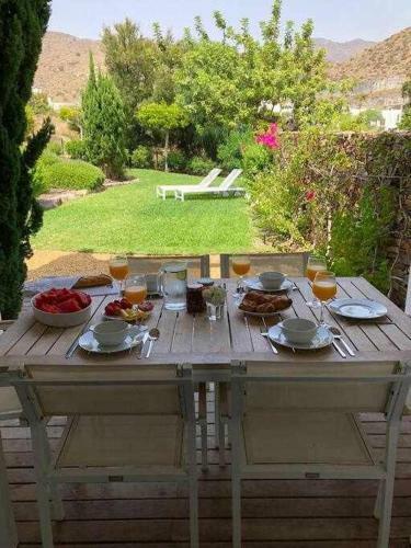 Apartamento Moderna Villa Ubicada En Complejo Macenas