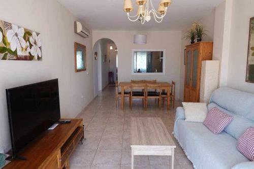 Apartamento Hermoso Aparatmento Ubicado Cerca De Barestiendas