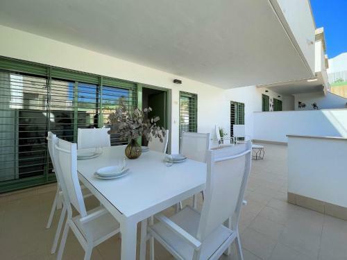Amazing Apartment In Moj�car With Private Terrace