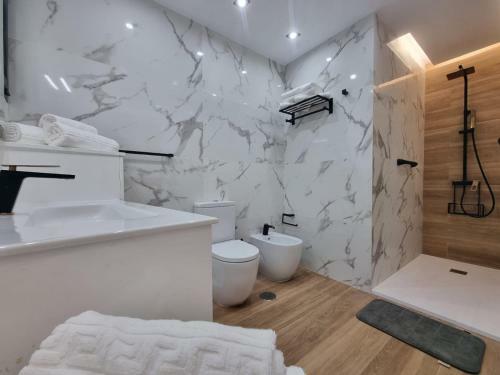 Villa De Lujo Con Piscina Climatizada