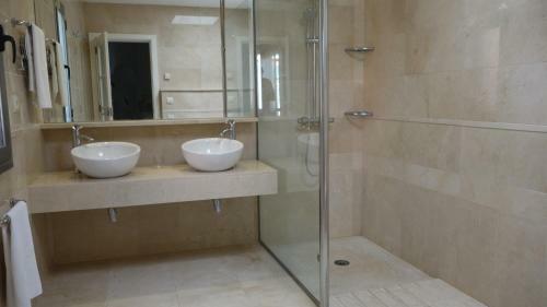 Villa De Luxe 5***** Golf - Piscine Chauff�e - Home Cin�ma - Billard