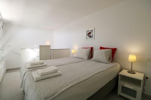 Refurbished Apartment Near Anfi