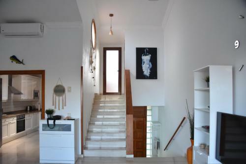 Villa Elsa Tauro Topaz