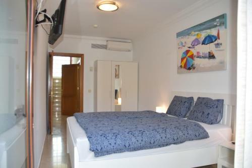 Villa Elsa Tauro Topaz