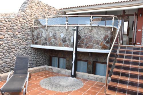 Villa Elsa Tauro Topaz