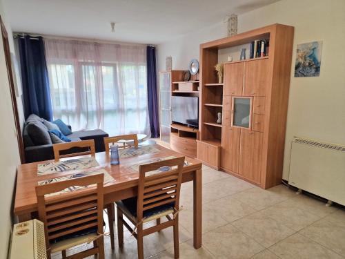 Apartamento Lovely Blue Moa�a