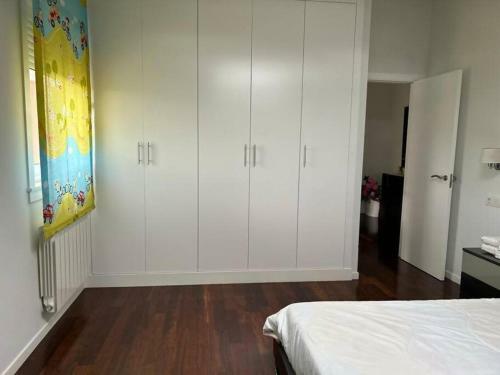 Excepcional Chalet En Perbes