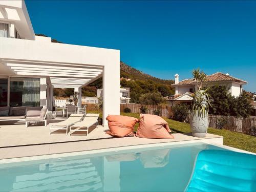 Brand-new Contemporary Villa