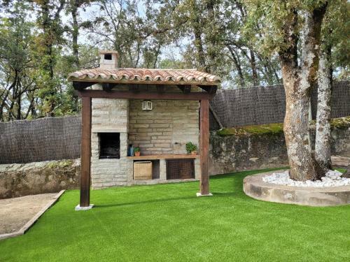 El Robledal - Miraflores De La Sierra