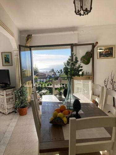 Espacioso Apartamento De Dos Dormitorios En Mijas