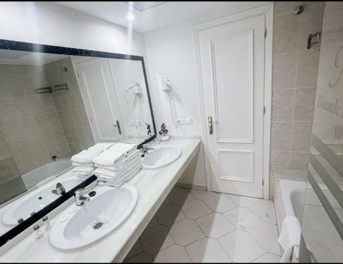Apartamento Miraflores Beach - Sea Front - Luxury