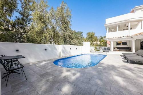 91-exclusive Modern Villa With Private Pool , Mijas