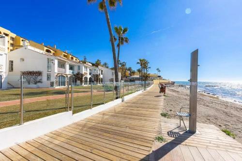 Apartamento Do�a Lola Beachfront Studio
