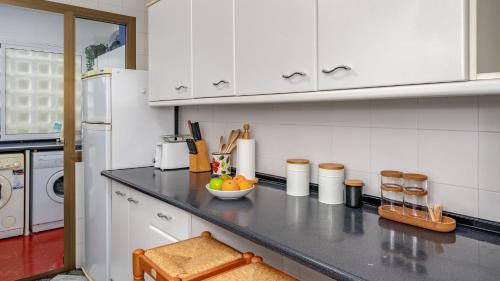 Lovely Riviera Apartment With Pool Ref 82