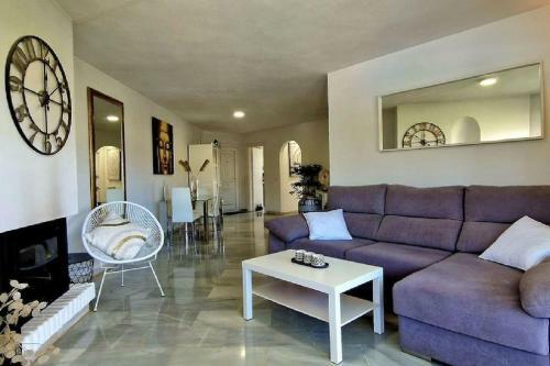 5* Stunning Golf & Sea Apartment